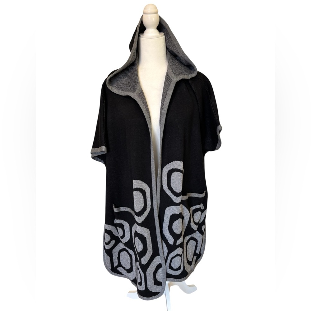 DESIGUAL Black and Gray Hooded Blanket Cape Size Small/Medium